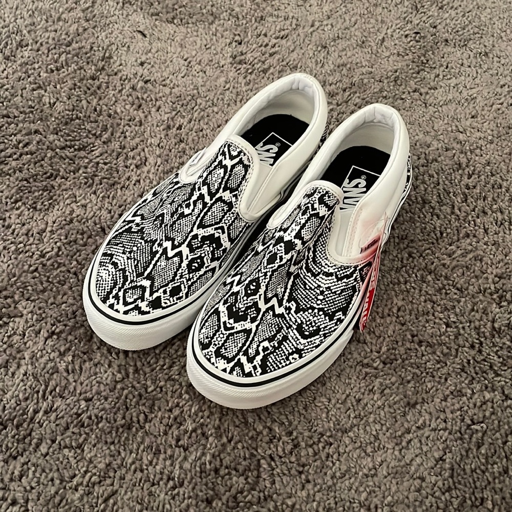 Womens brand new snake print vans